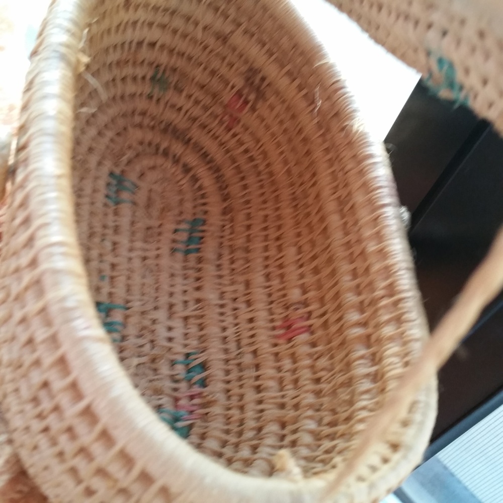 Vintage Summer Little weaved straw purse - Picture 6 of 6